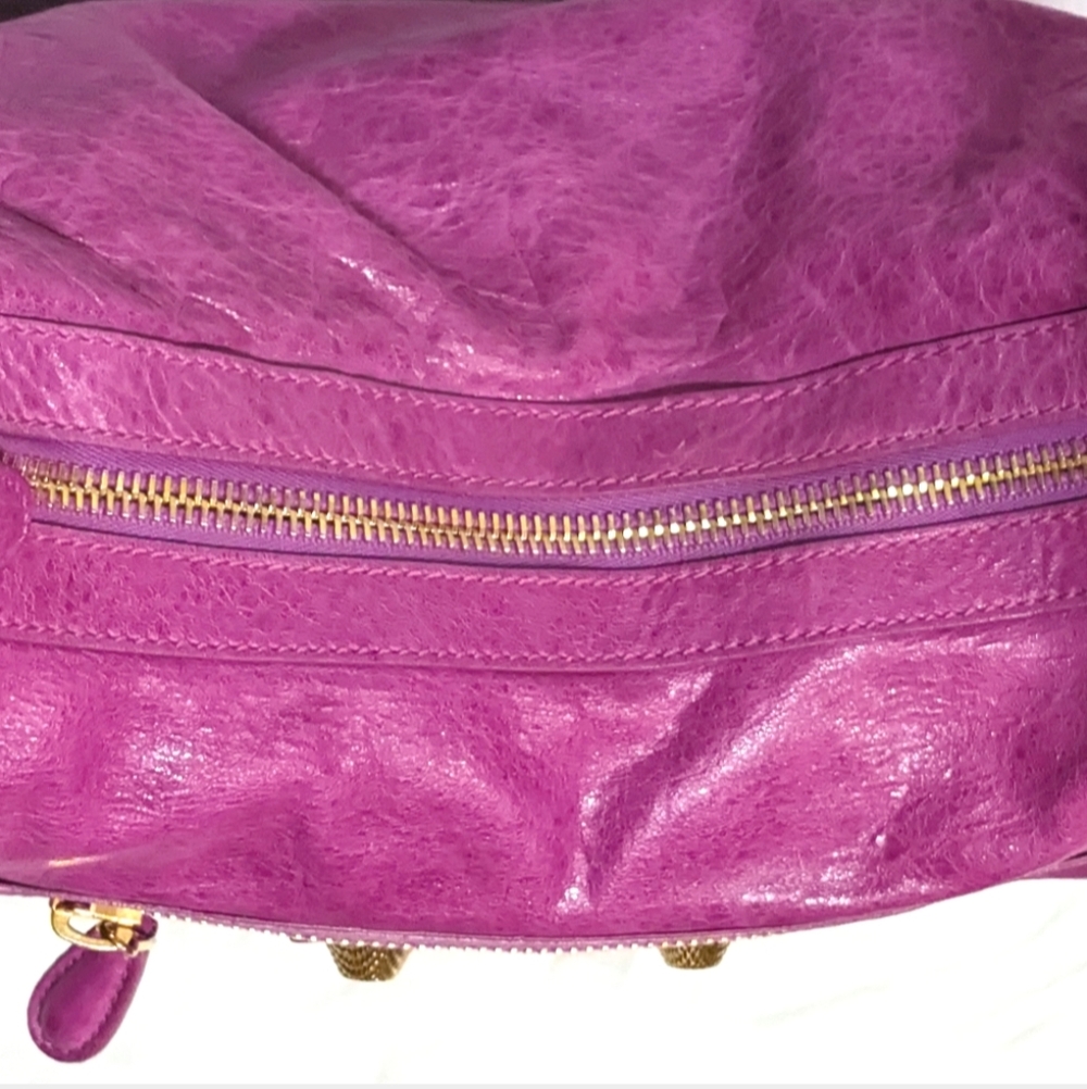 Balenciaga Hot Pink Leather Hobo Bag with Gold Hardware - Picture 6 of 16